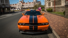      Dodge Challenger SRT